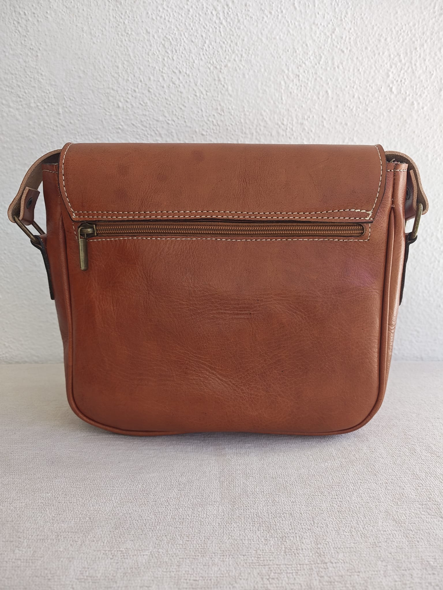Medina Satchel - Brown Leather Crossbody Handbag (22cm)